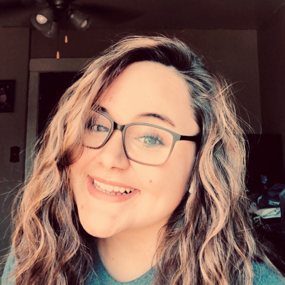 Meet your Posher, Alishia